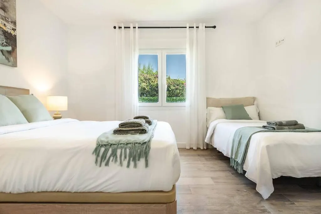 Villa With Private Heated Pool By The Beach & Port - Benalmadena By Rems 0*,  Španělsko